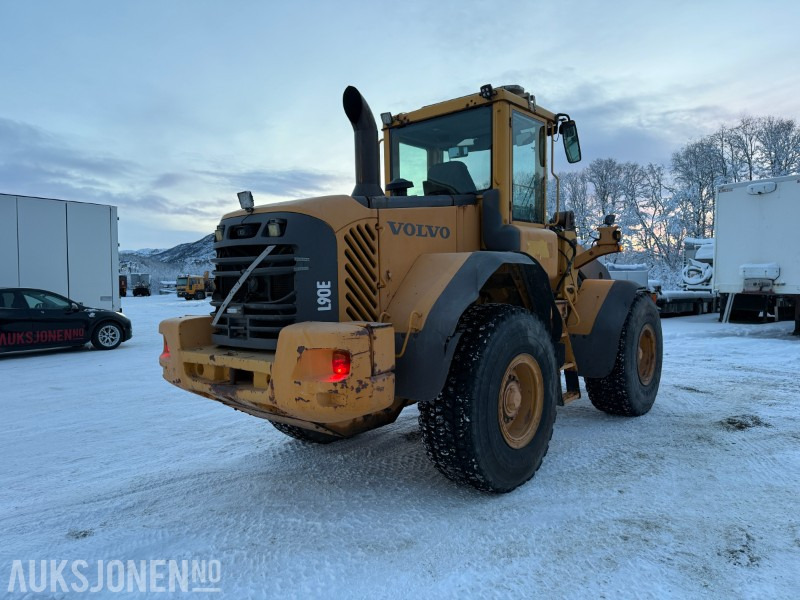 Radlader 2004 Volvo L90E - Sentralsmøring - Ny motor