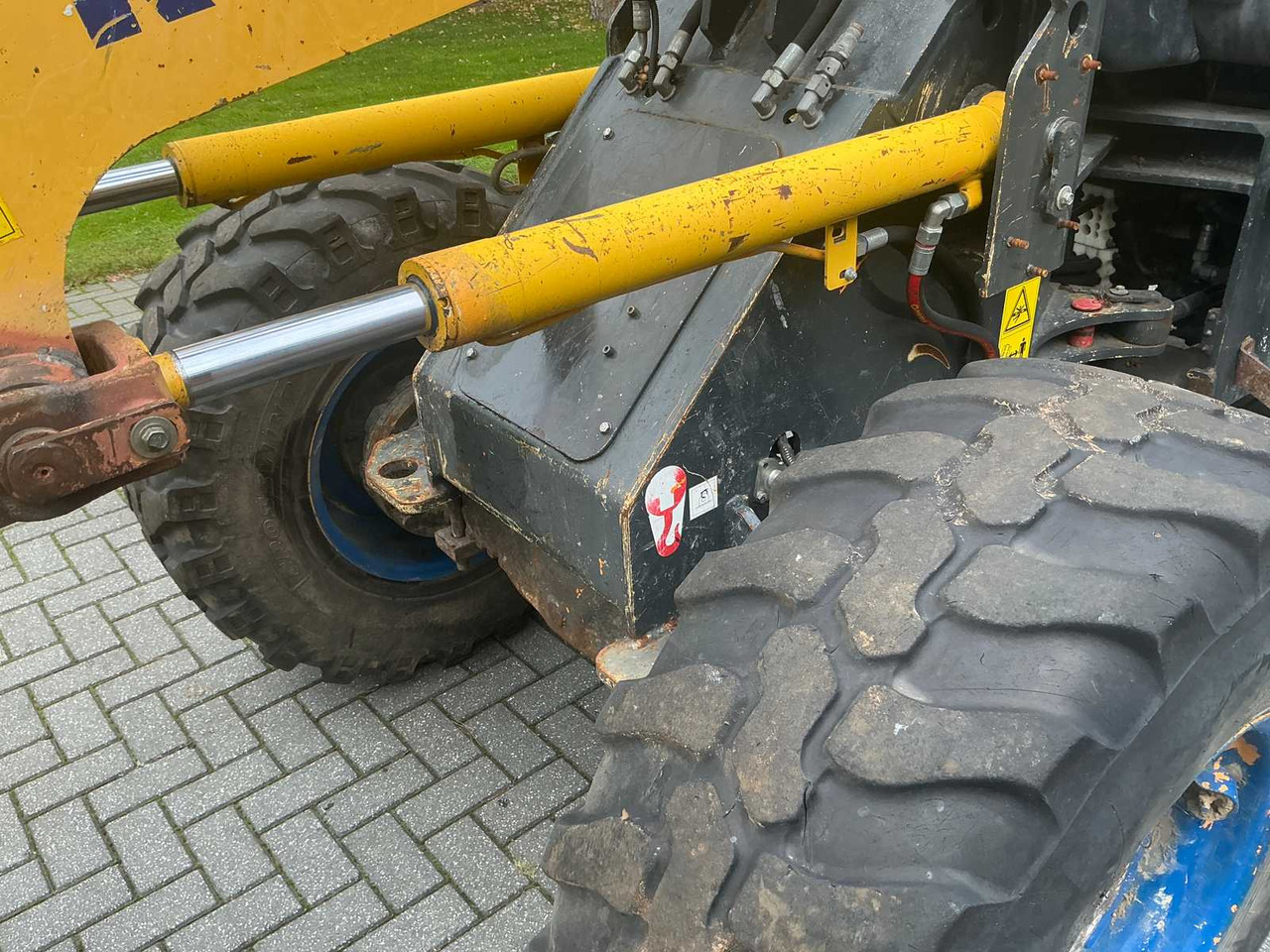 Radlader 2010 KOMATSU WA80-S SHOVEL / WHEEL LOADER