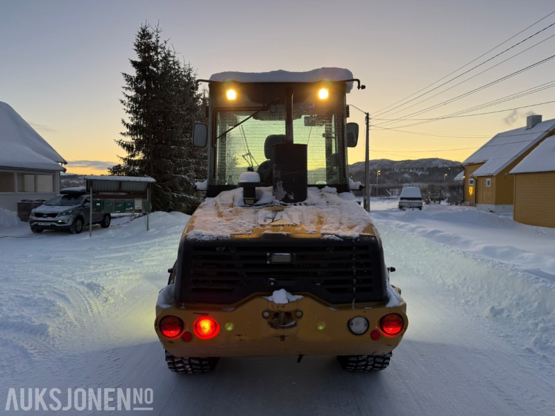 Radlader 2012 Cat 907H2 - Planeringsskuffe - Pallegaffler - 3646T