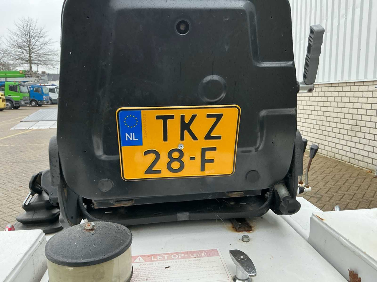 Radlader 2017 100 KNIKMOPS