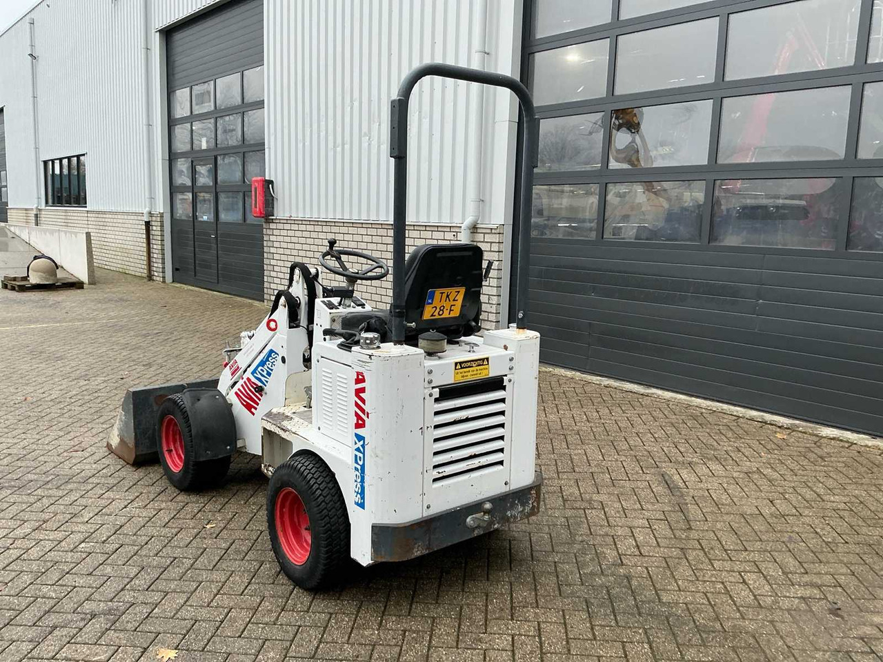 Radlader 2017 100 KNIKMOPS