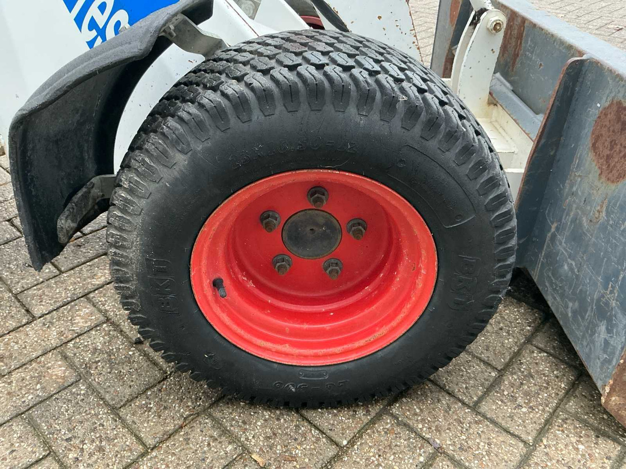 Radlader 2017 100 KNIKMOPS