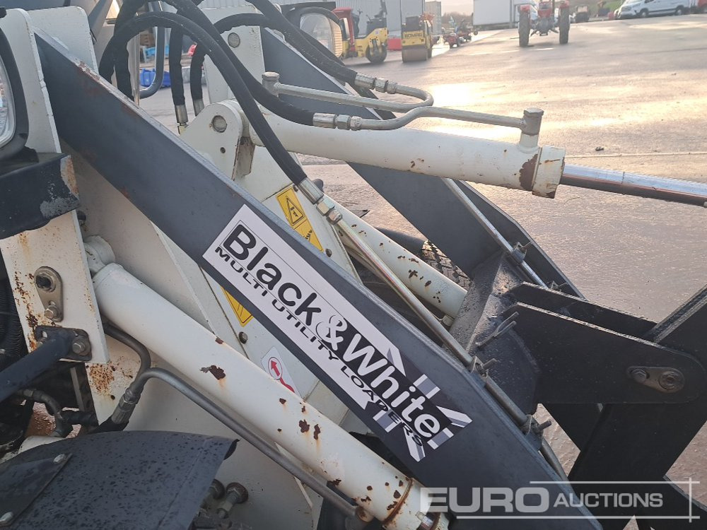 Radlader 2018 Black & White ZL08F