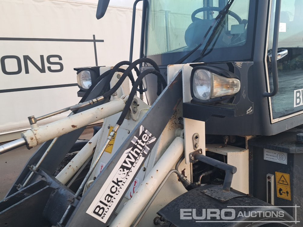 Radlader 2018 Black & White ZL08F