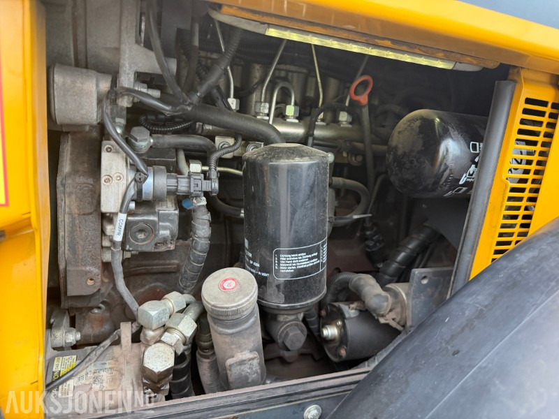 Radlader 2018 Lundberg hymas 5240 hjullaster - U-plog - Skuffe - Tilleggshydraulikk - Kun 1540 timer!