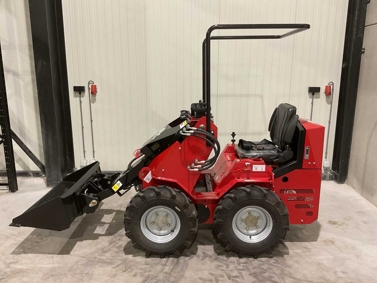 Radlader 2025 RHINO-CROSS SSL480 SHOVEL