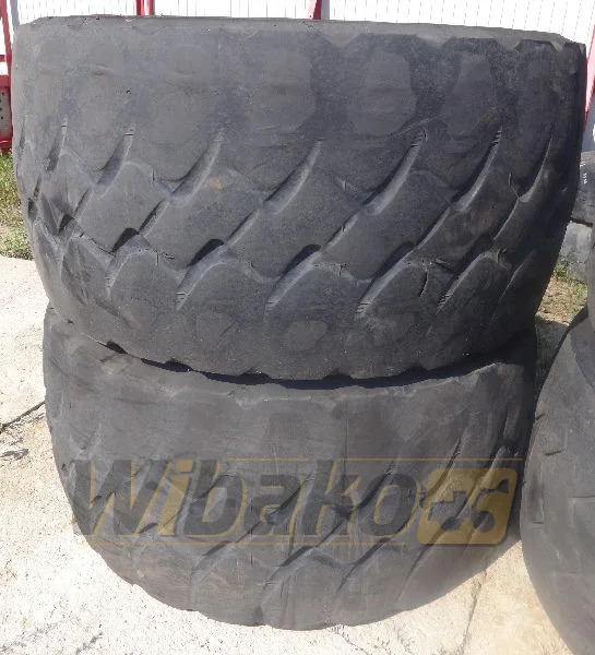 Radlader 775/65/29 24/45/28