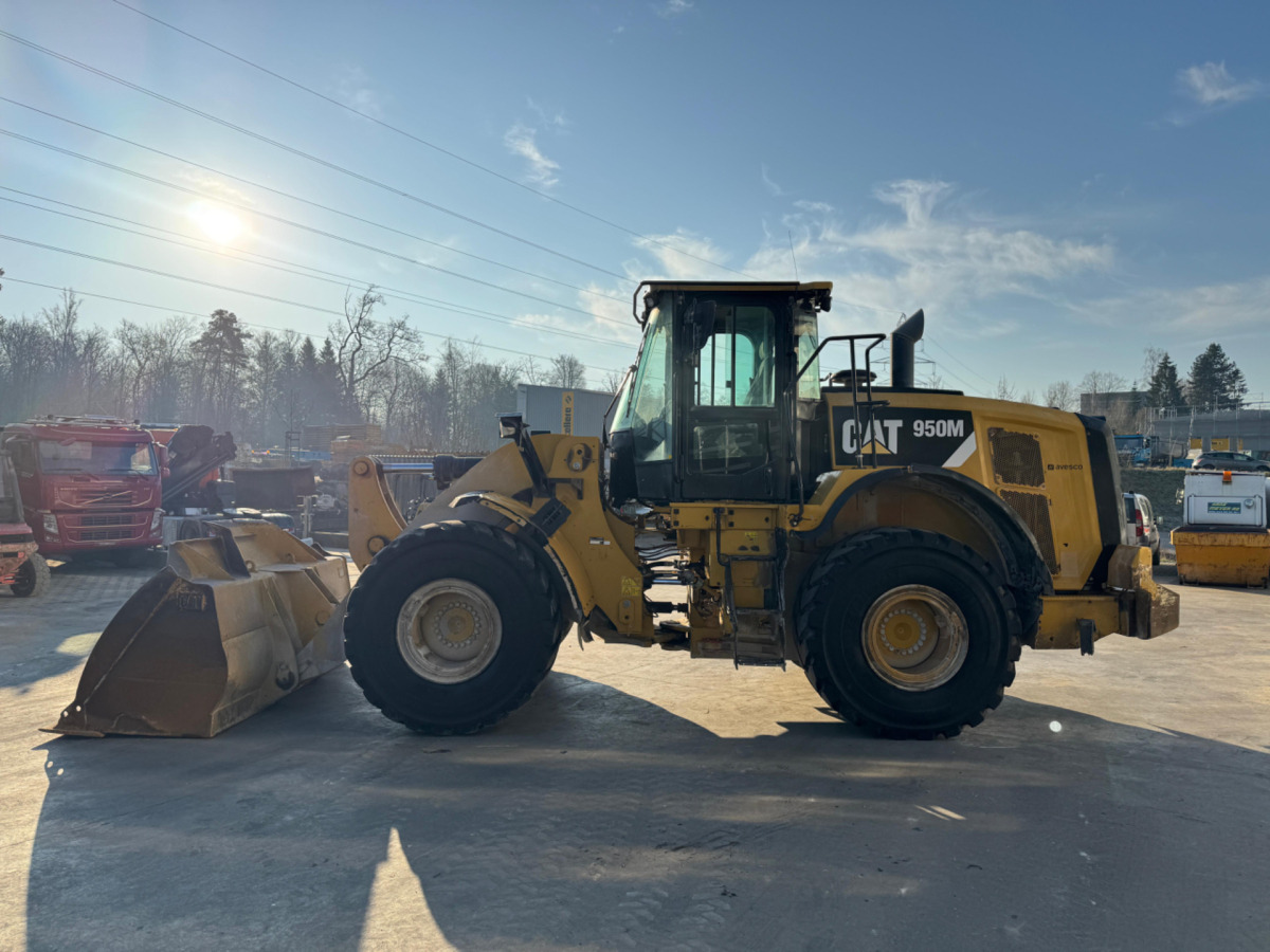 Radlader CATERPILLAR 950M