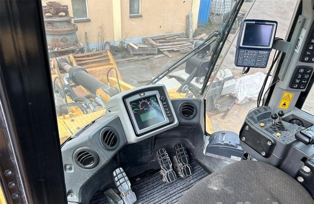 Radlader CATPILLAR 980K