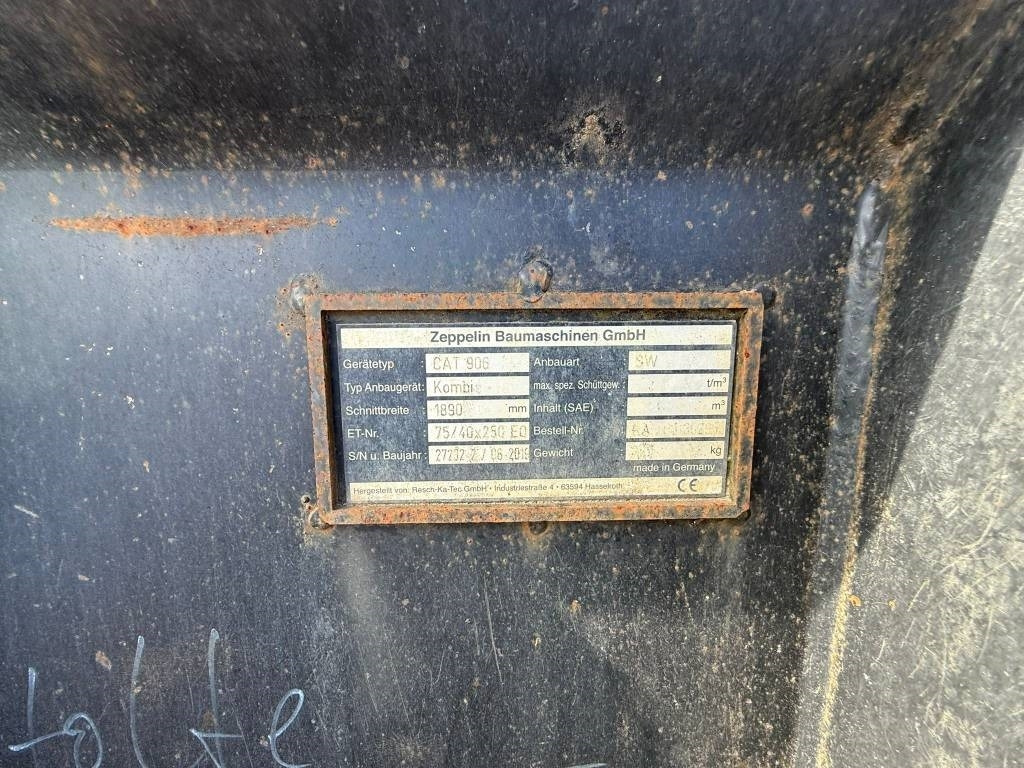 Radlader CAT 908 H 2