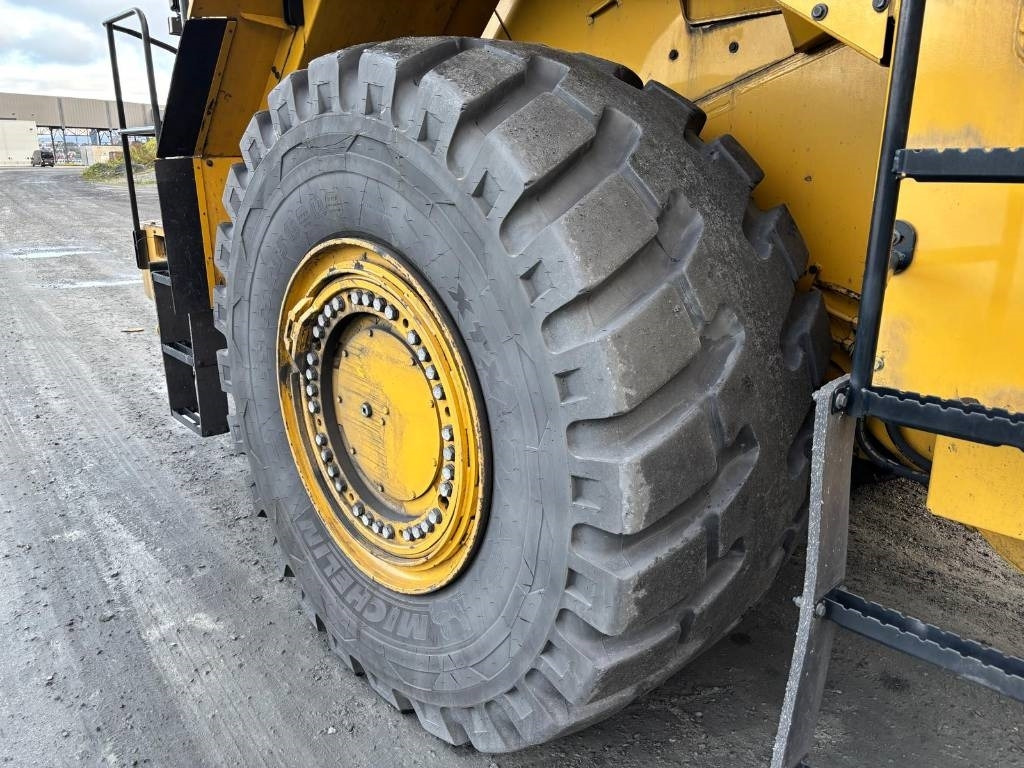 Radlader CAT 988 K (On Transport)