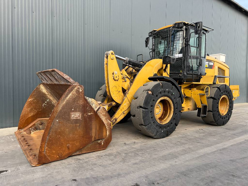 Radlader Cat 930M