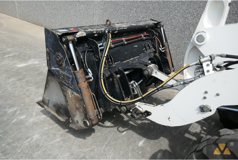 Radlader Caterpillar 906M