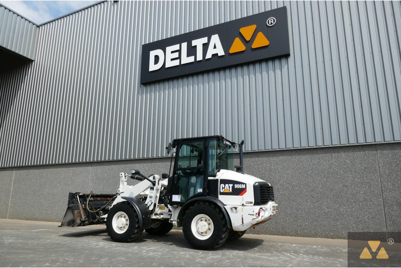 Radlader Caterpillar 906M