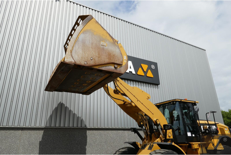 Radlader Caterpillar 962M