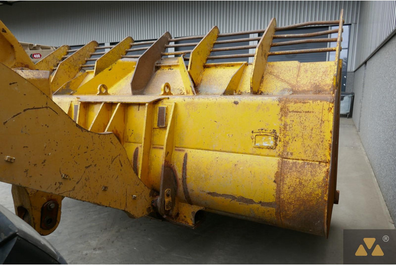 Radlader Caterpillar 966K