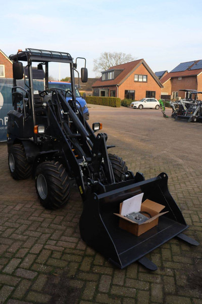 Radlader Chausson DW-E606