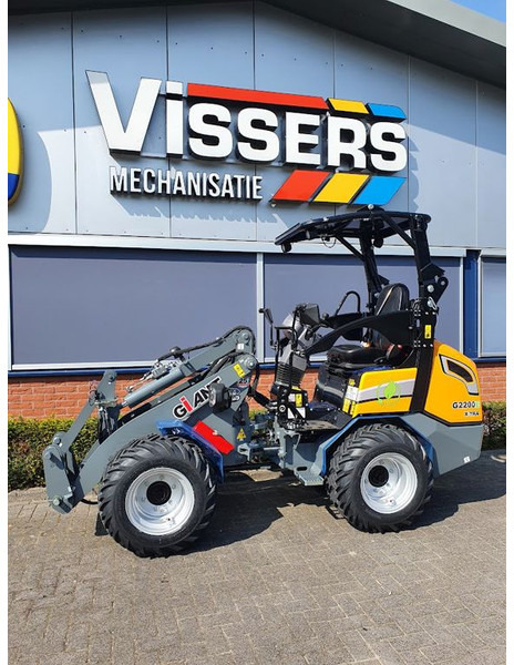 Radlader Giant Tobroco Giant G2200E X-TRA Kniklader