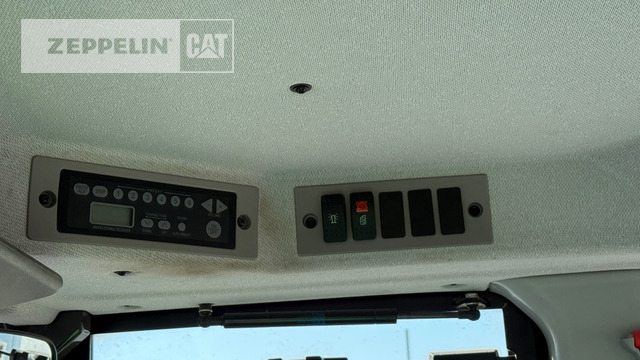 Radlader Hitachi ZW250-6