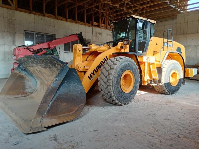 Radlader Hyundai HL975