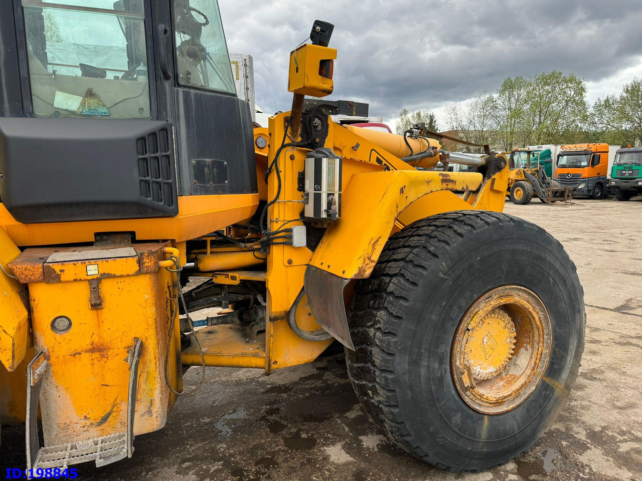 Radlader JCB 456 ZX 4x4 / 330