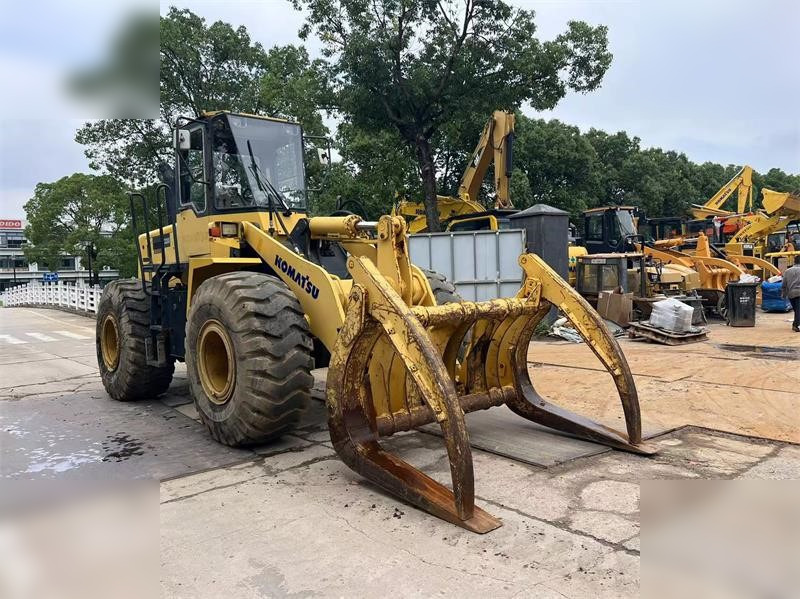 Radlader KOMATSU WA320-3