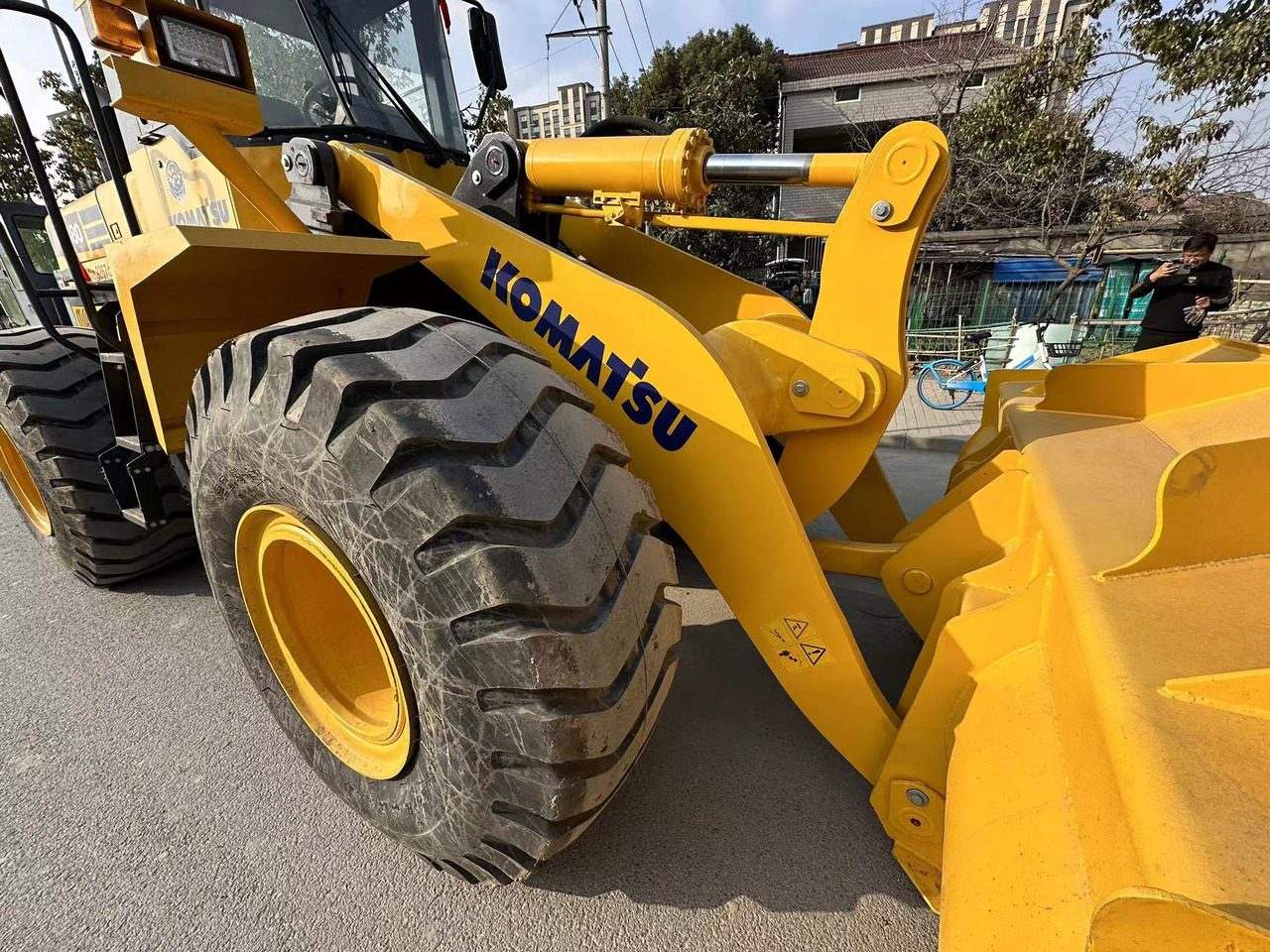 Radlader KOMATSU WA380-3