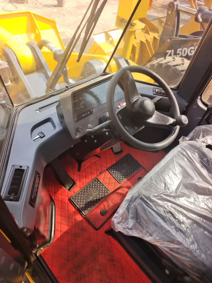 Radlader KOMATSU WA470-3