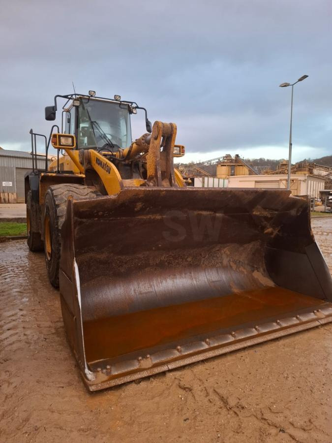 Radlader Komatsu WA500-6