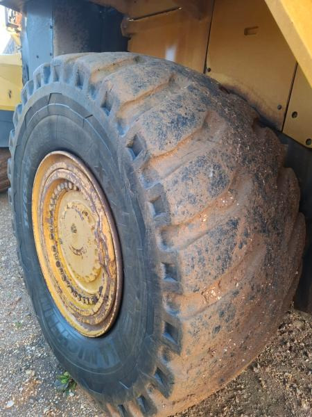 Radlader Komatsu WA600-6