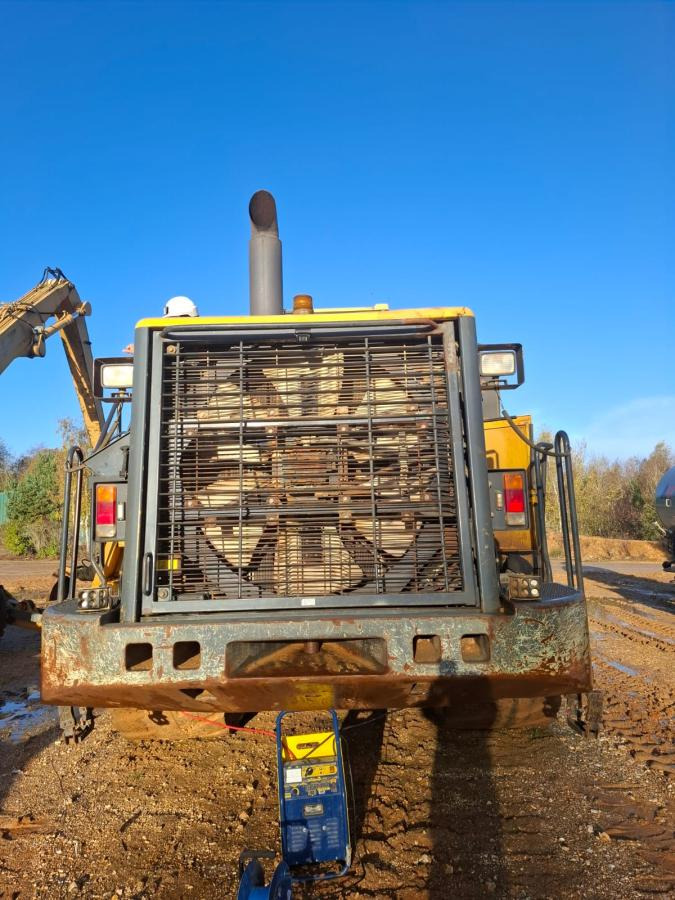 Radlader Komatsu WA600-6