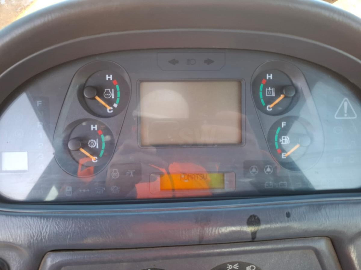 Radlader Komatsu WA600-6