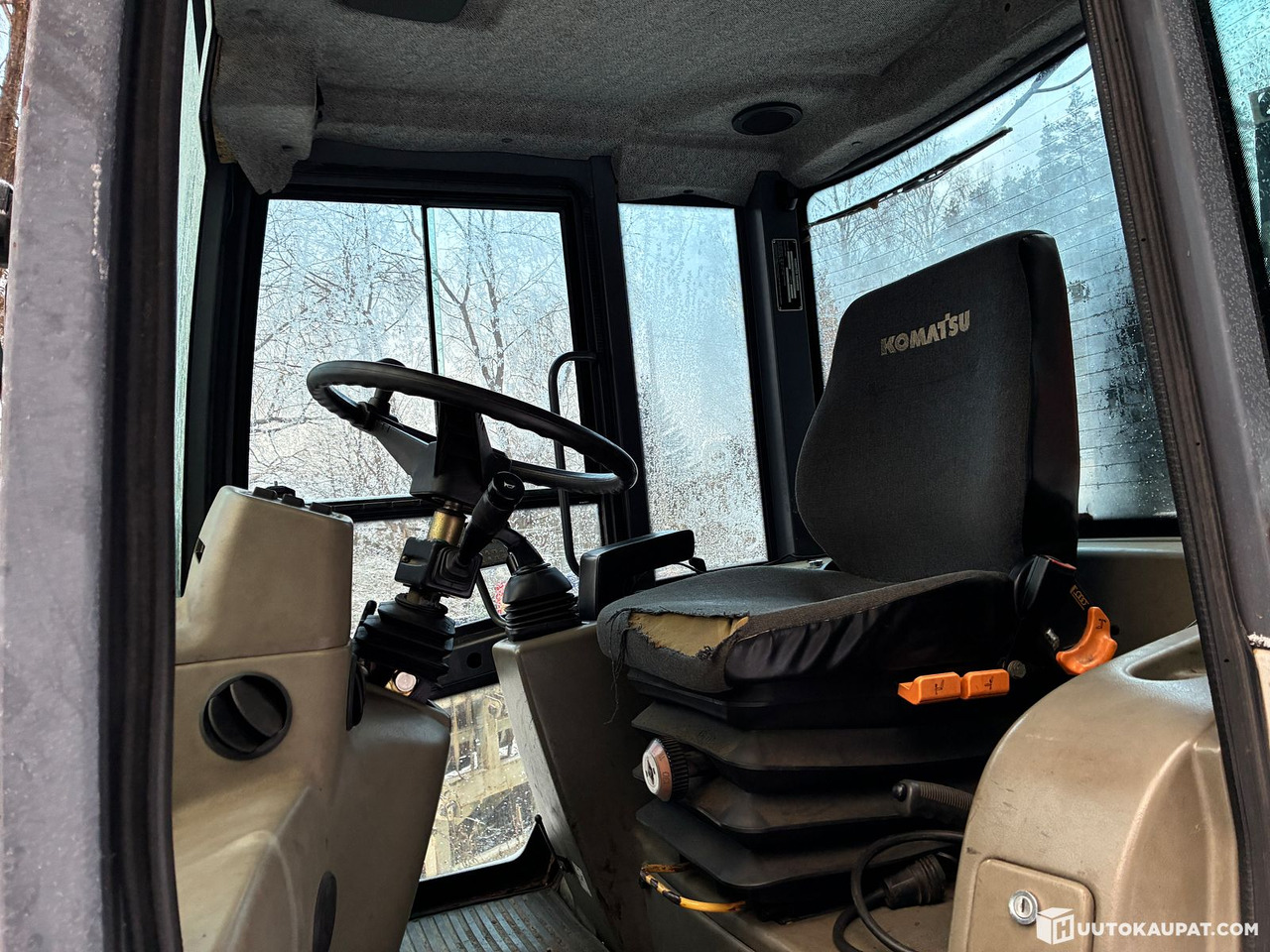 Radlader Komatsu WA 75-3, 2001 wheel loader, Pälkäne