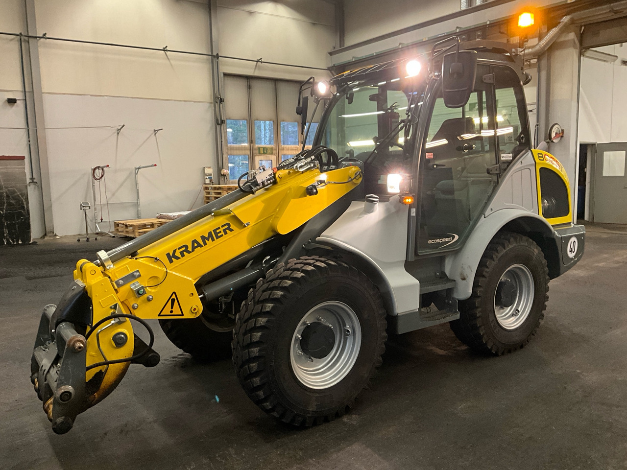 Radlader Kramer 8085T