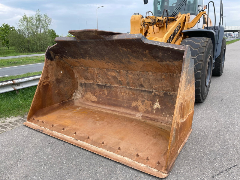 Radlader Liebherr L580