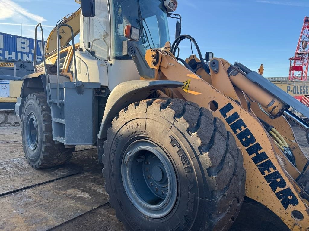 Radlader Liebherr L 556