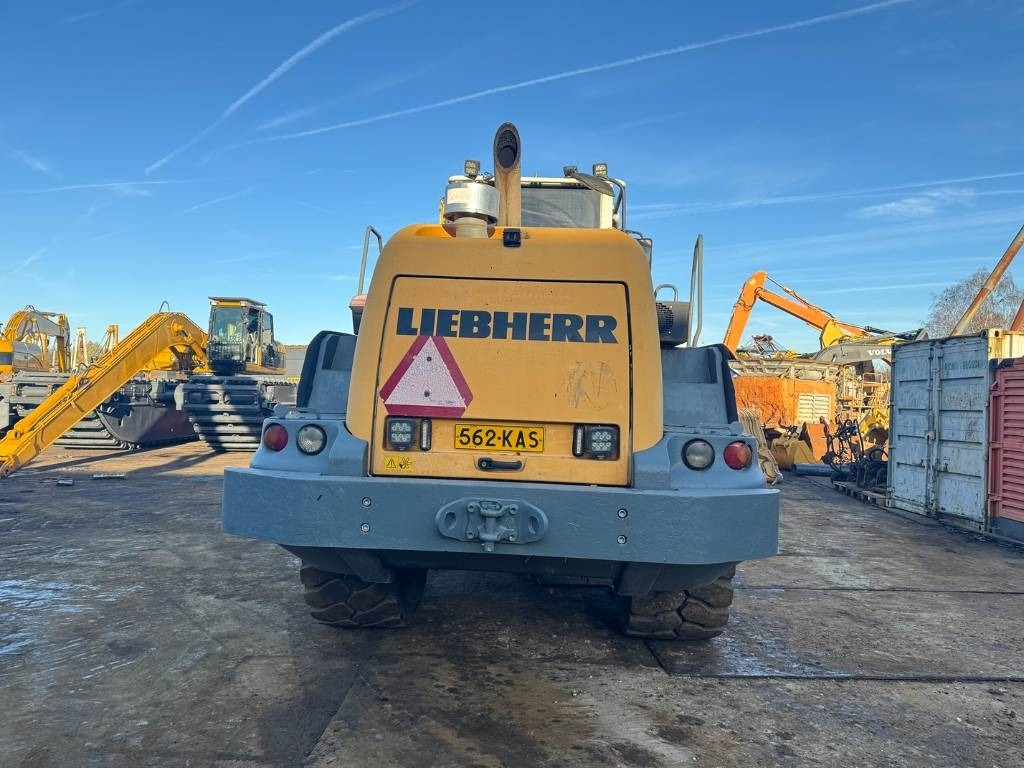 Radlader Liebherr L 556