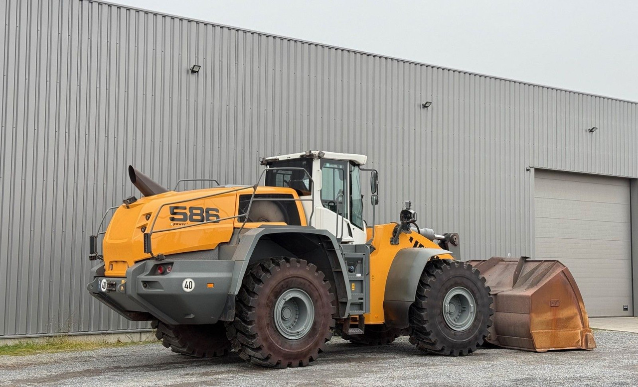 Radlader Liebherr L 586 X POWER/ 2022
