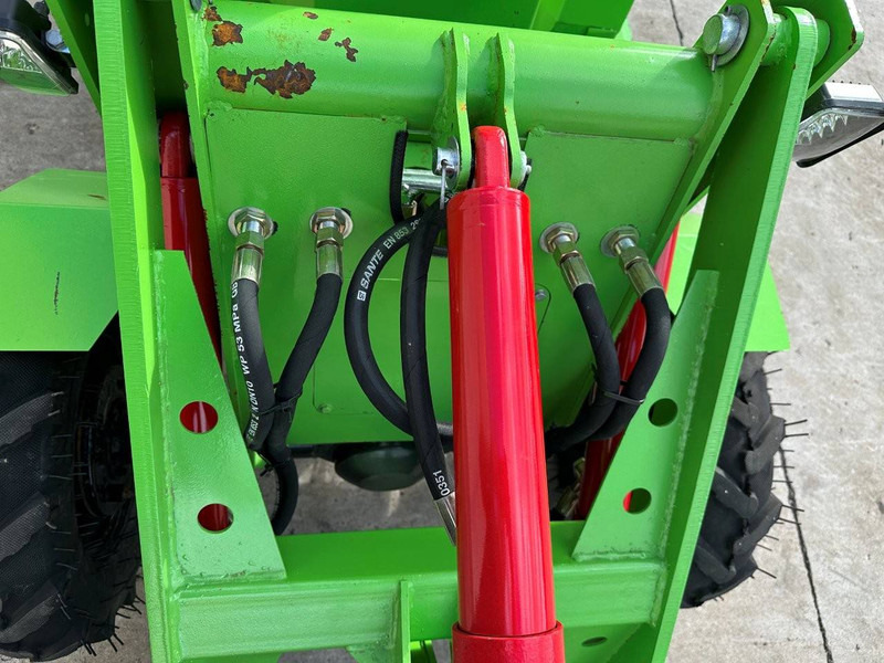 Radlader Machpro MP-L307