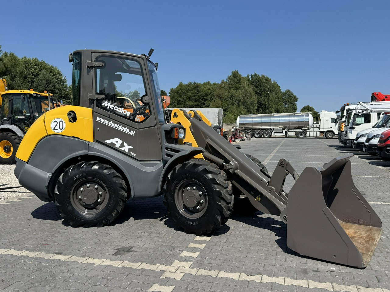 Radlader Mecalac AX 700 Szybko-Złącze Łyżka Super Stan