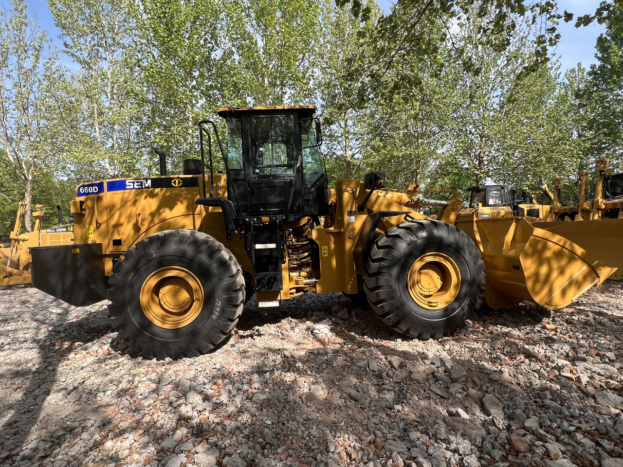 Radlader SEM SEM660D