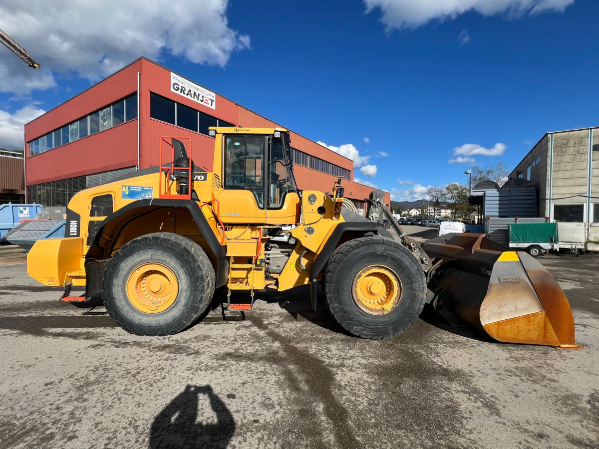 Radlader VOLVO L180H