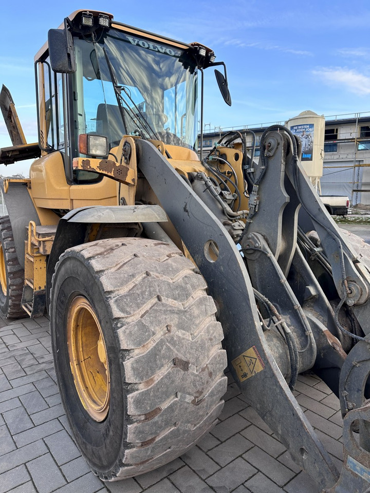 Radlader VOLVO L 60 F low Hours Klima Very good Condition