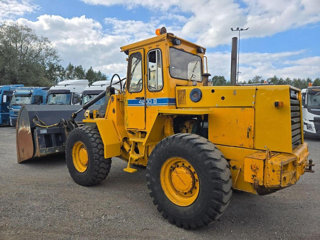 Radlader Volvo 4200B