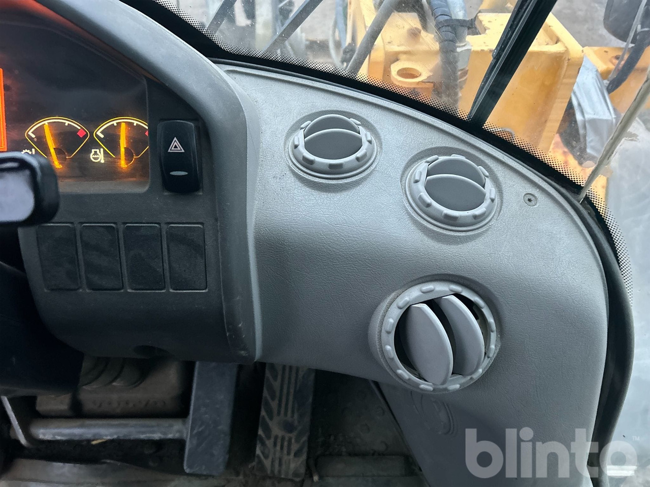 Radlader Volvo L110F