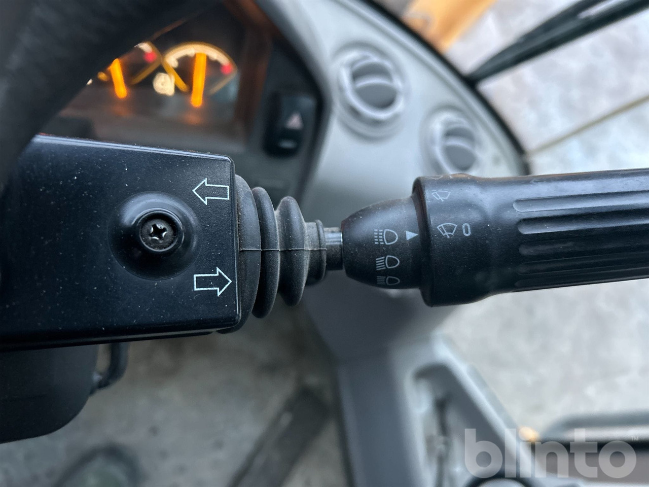 Radlader Volvo L110F