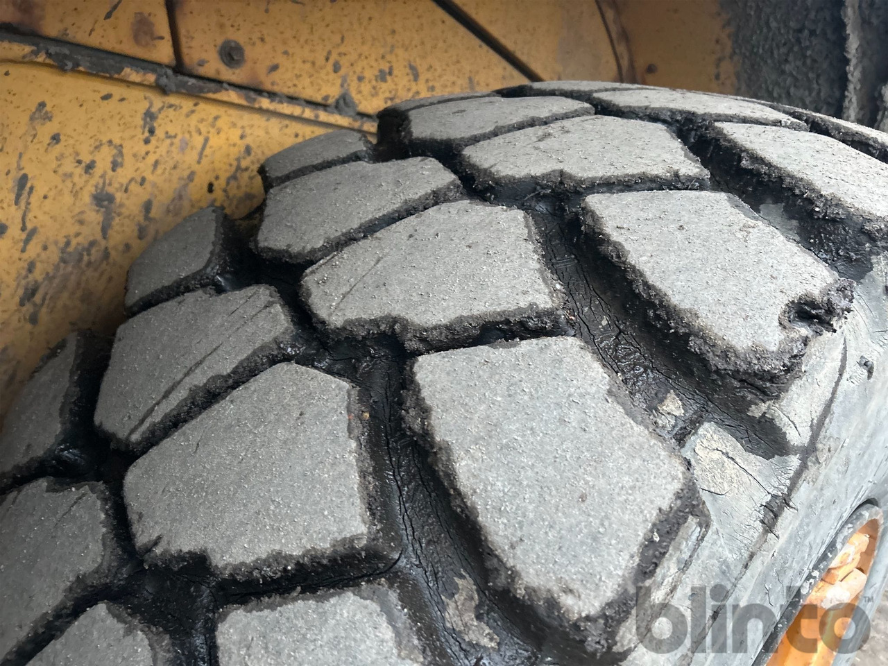 Radlader Volvo L110F