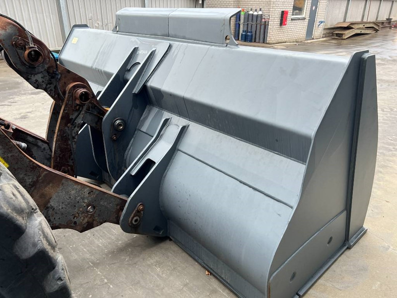 Radlader Volvo L120H