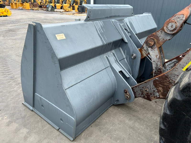 Radlader Volvo L120H