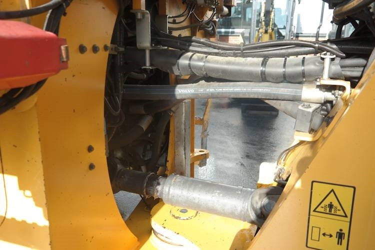 Radlader Volvo L220G